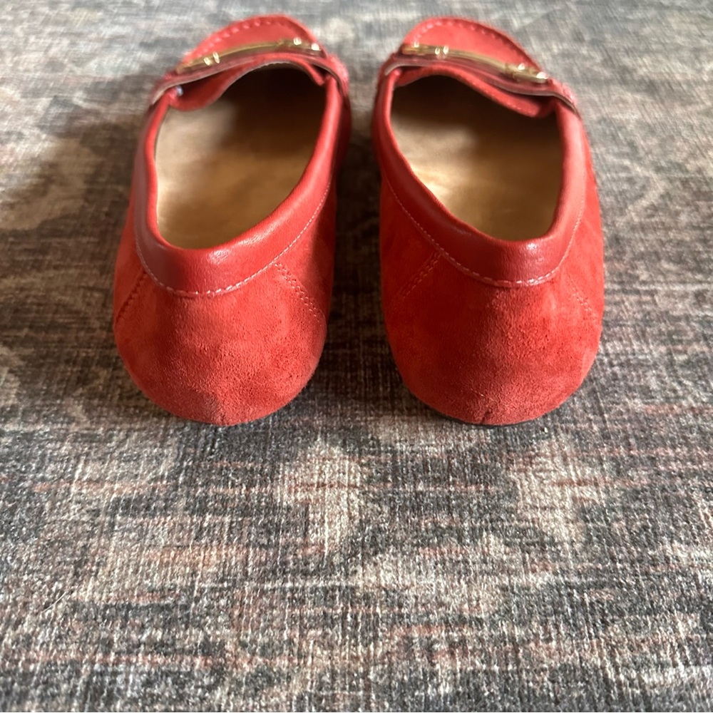 Vionic Brick Red Loafers | Women’s 7 | Gold Hardware - Picture 5 of 11